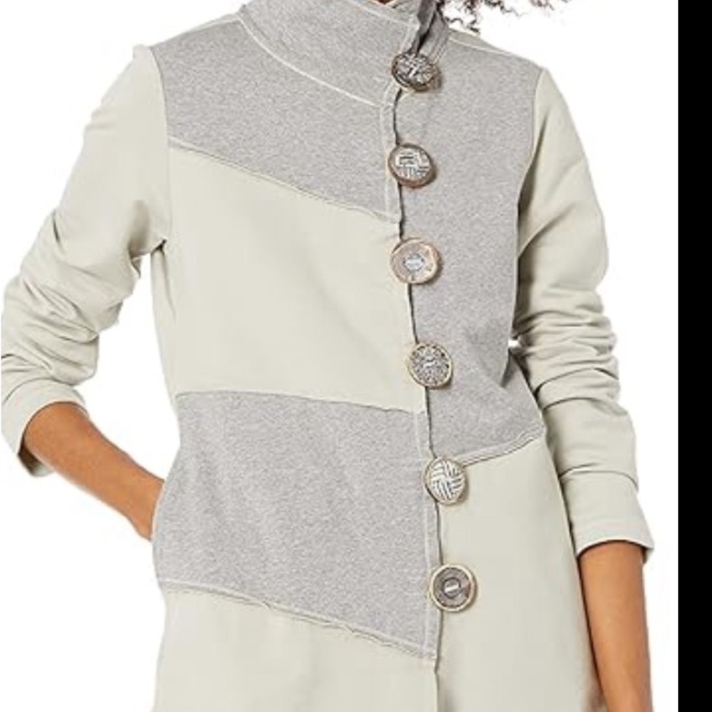 Neon Buddha soft travel yoga patch work jacket beautiful large buttons.